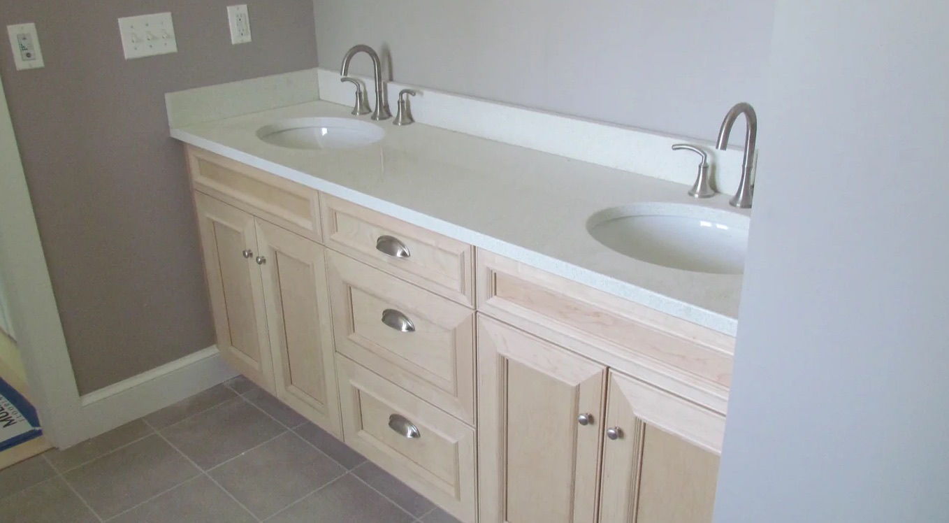 Bathroom Sink Overflow Cleanup in Dimple Dell, UT