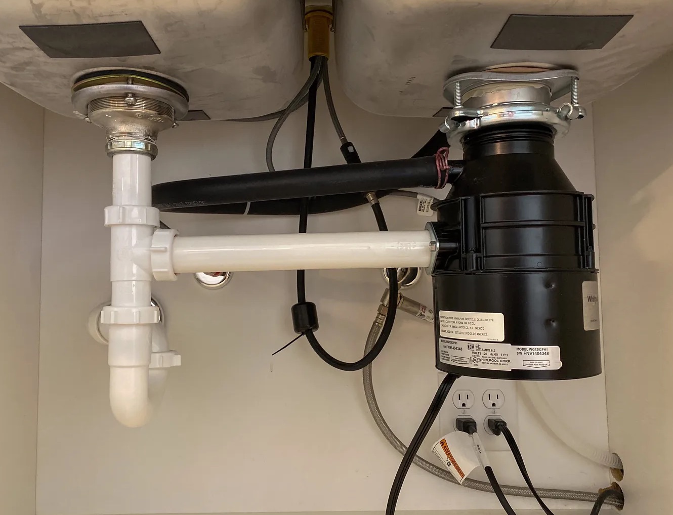Leaky Garbage Disposal Cleanup in Little Cottonwood Creek Valley, UT
